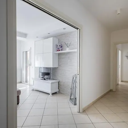 A Casa Di Mo', A Due Passi Dalla Stazione E Fiera Appartement Bologne