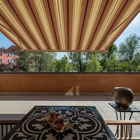 A Casa Di Mo', A Due Passi Dalla Stazione E Fiera Bolonya