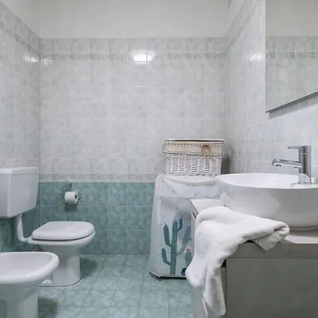 A Casa Di Mo', A Due Passi Dalla Stazione E Fiera Bologne