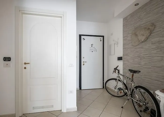 A Casa Di Mo', A Due Passi Dalla Stazione E Fiera Apartmán *