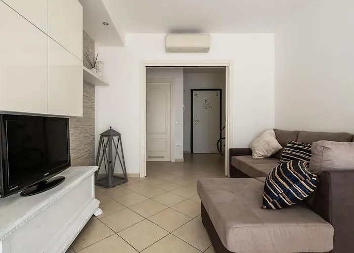 A Casa Di Mo', A Due Passi Dalla Stazione E Fiera * Boloňa