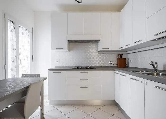 A Casa Di Mo', A Due Passi Dalla Stazione E Fiera Boloňa